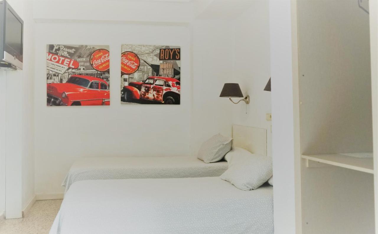 Hostal On Dormire บาเลนเซีย ภายนอก รูปภาพ