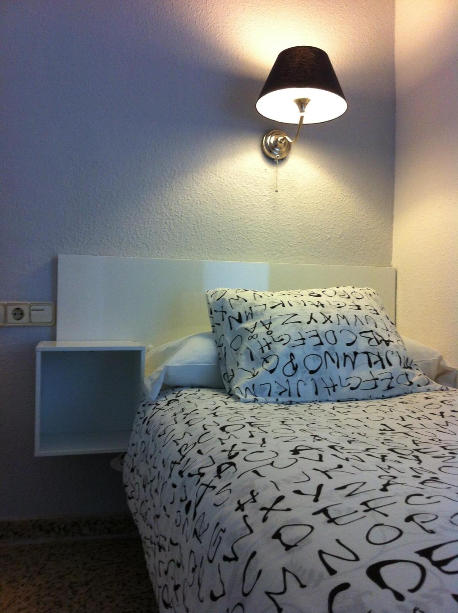 Hostal On Dormire บาเลนเซีย ภายนอก รูปภาพ