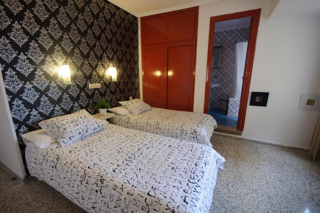 Hostal On Dormire บาเลนเซีย ห้อง รูปภาพ