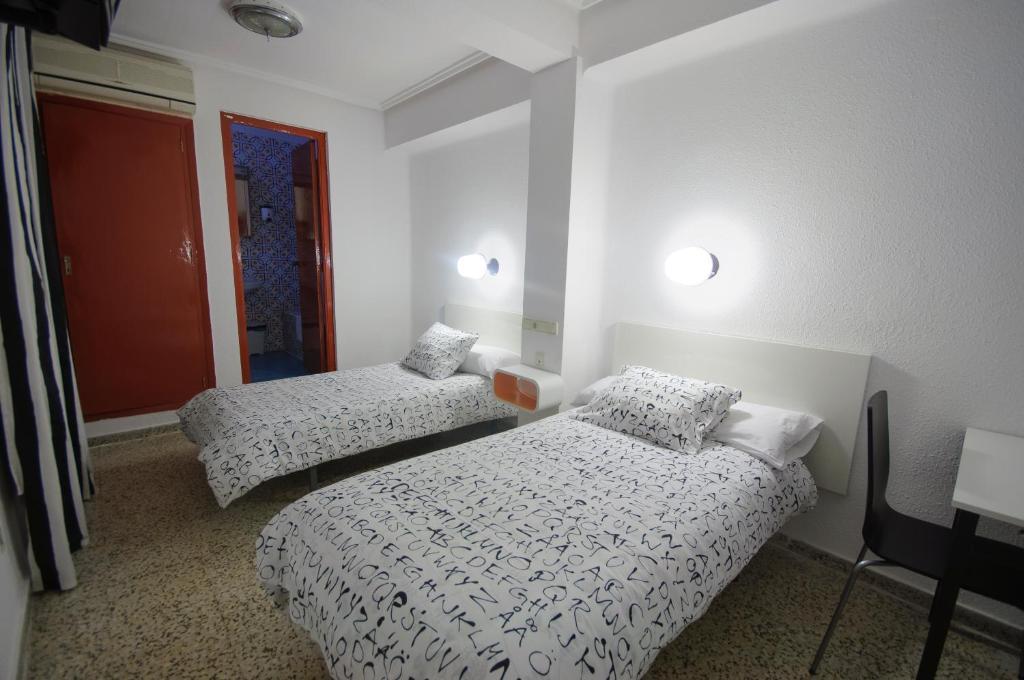 Hostal On Dormire บาเลนเซีย ห้อง รูปภาพ